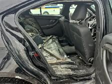 2017 Ford Taurus - Photo 24