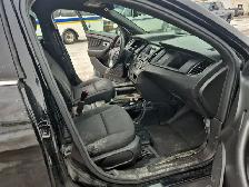 2017 Ford Taurus - Photo 25