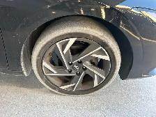 2024 HYUNDAI ELANTRA LUXURY - Photo 18