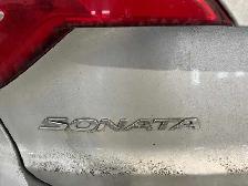 2017 HYUNDAI SONATA SE - Photo 10