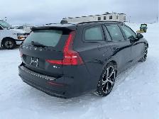 2023 Volvo V60 - Photo 4