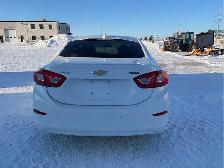 2018 Chevrolet Cruze - Photo 5