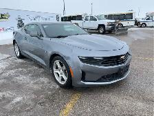 2019 Chevrolet Camaro - Photo 3