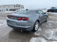 2019 Chevrolet Camaro - Photo 4