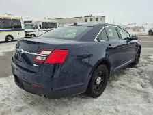 2017 Ford Taurus - Photo 5