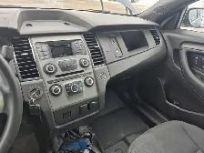 2017 Ford Taurus - Photo 16