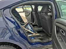 2017 Ford Taurus - Photo 25