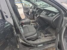 2017 Ford Taurus - Photo 28