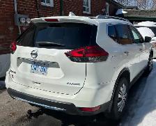 2017 NISSAN ROGUE SV - Photo 2