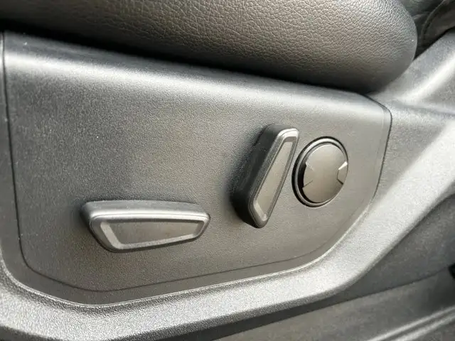 2020 Ford Super Duty F-350 SRW LARIAT / 4WD - Photo 16