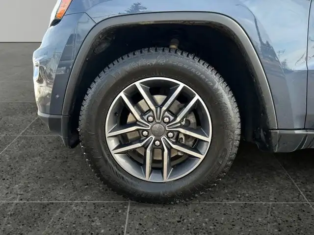 2019 Jeep Grand Cherokee Limited / 4WD - Photo 11