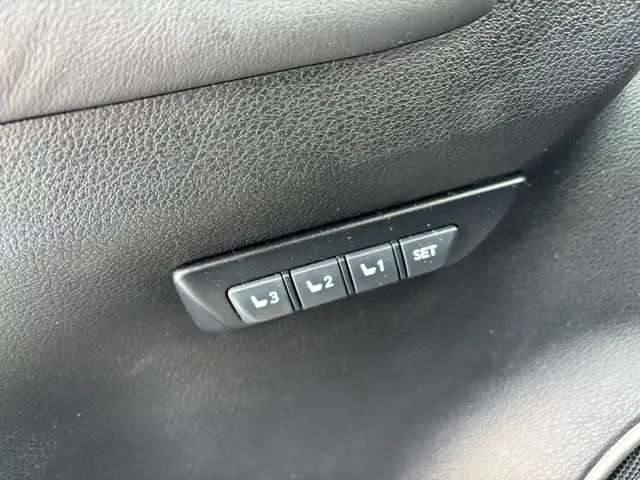 2017 Lexus NX Navigation, Sunroof, AWD 4dr - Photo 11