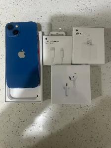iPhone 13 128gb Airpods/Fast Charger/Delivery