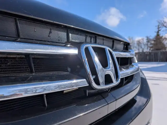 2015 Honda Odyssey SE | Back Up Cam | Remote Start | No Accident - Photo 9