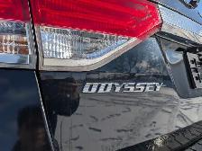 2015 Honda Odyssey SE | Back Up Cam | Remote Start | No Accident - Photo 10