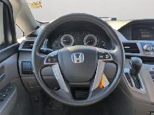 2015 Honda Odyssey SE | Back Up Cam | Remote Start | No Accident - Photo 27