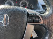 2015 Honda Odyssey SE | Back Up Cam | Remote Start | No Accident - Photo 29