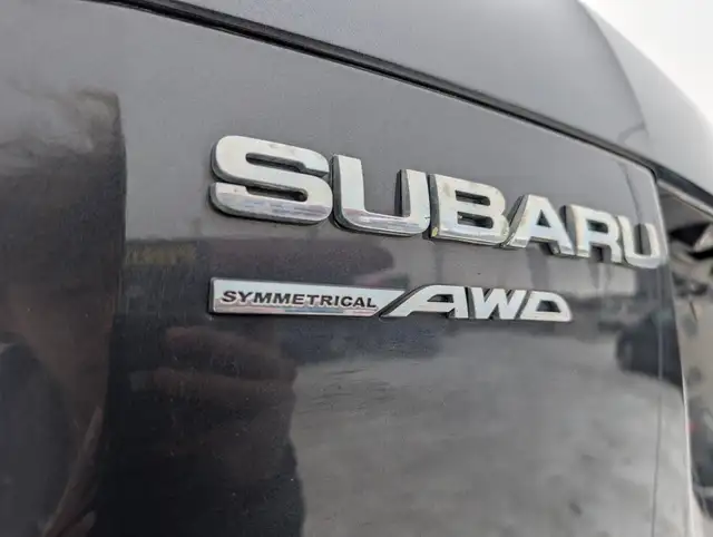 2015 Subaru Forester 2.5i AWD | HTD Seats | Pano Roof | Cruise C - Photo 10