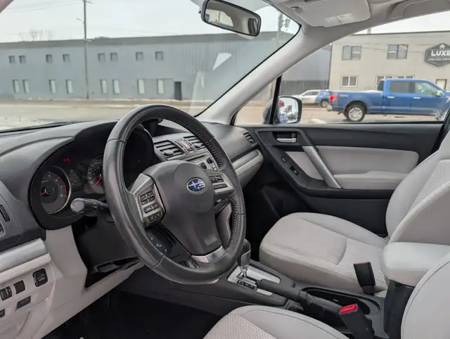 2015 Subaru Forester 2.5i AWD | HTD Seats | Pano Roof | Cruise C - Photo 16