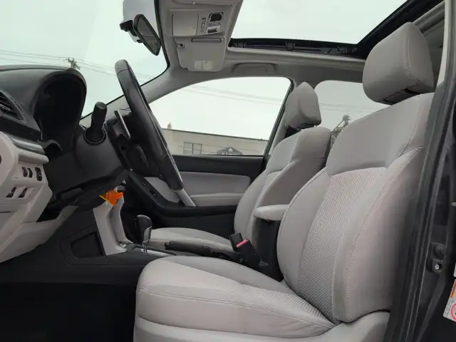 2015 Subaru Forester 2.5i AWD | HTD Seats | Pano Roof | Cruise C - Photo 17
