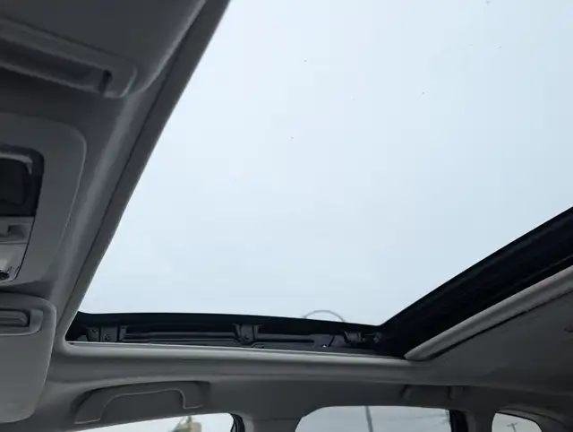 2015 Subaru Forester 2.5i AWD | HTD Seats | Pano Roof | Cruise C - Photo 33