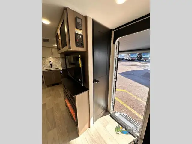 2026 Heartland North Trail 250CK 30 foot Luxury Rear Bath - Photo 13