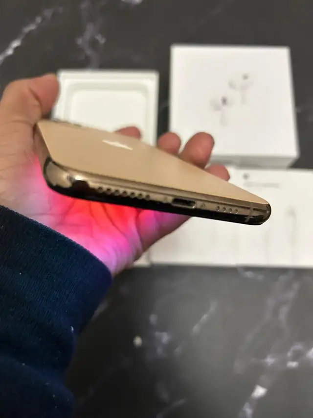 iPhone 11 pro max 64gb Airpods/Delivery - Photo 7