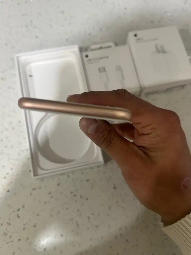 iPhone 8 64GB Airpods/Charger Set/Delivery - Photo 3