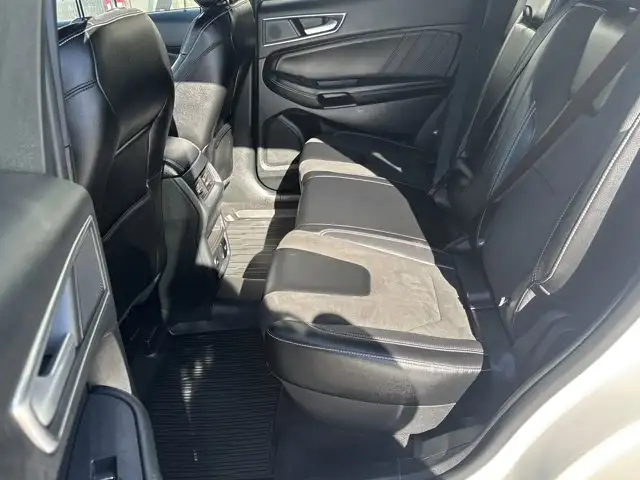 2023 Ford Edge ST - Photo 12