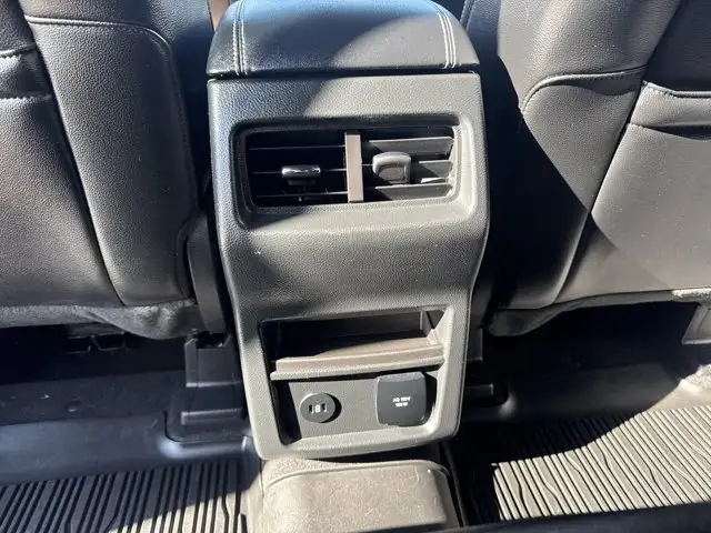 2023 Ford Edge ST - Photo 14