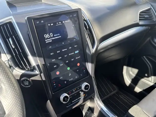 2023 Ford Edge ST - Photo 16