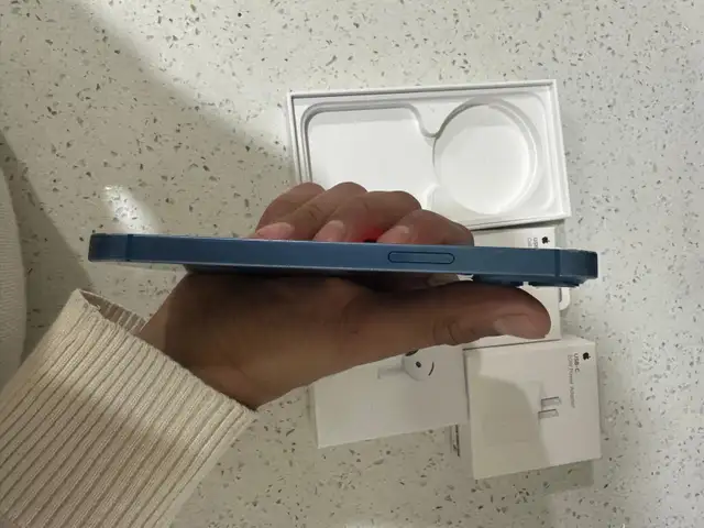 iPhone 13 128gb Airpods/Fast Charger/Delivery - Photo 4