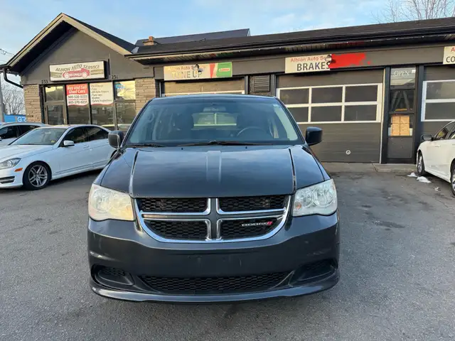 2012 Dodge Grand Caravan 4dr Wgn SE - Photo 3