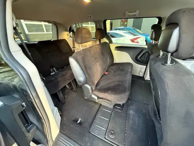 2012 Dodge Grand Caravan 4dr Wgn SE - Photo 17
