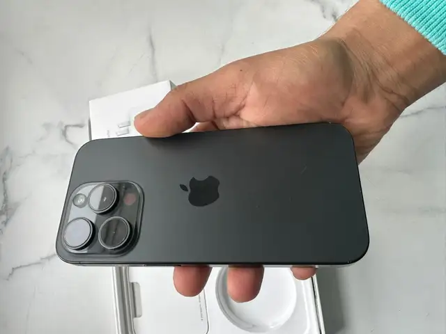 iPhone 15 Pro 128gb Airpods/Fast Charger/Delivery - Photo 5