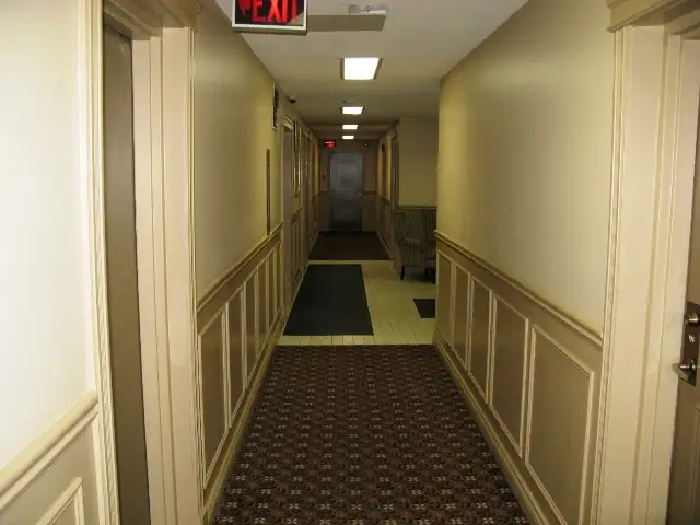 EXCLUSIVE!  RARE!  ALL INCLUSIVE 1 BEDROOM FOR RENT IN WHITBY. - Photo 4