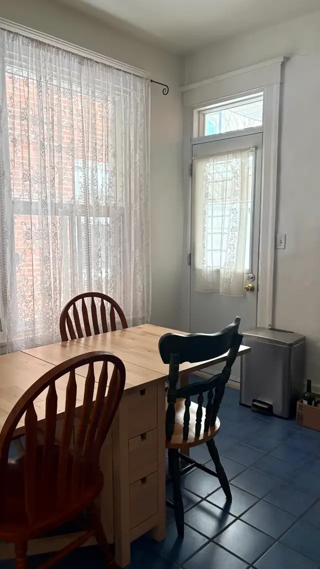 CHAMBRE dans Villeray - Sous location (avril-juillet) - Photo 4