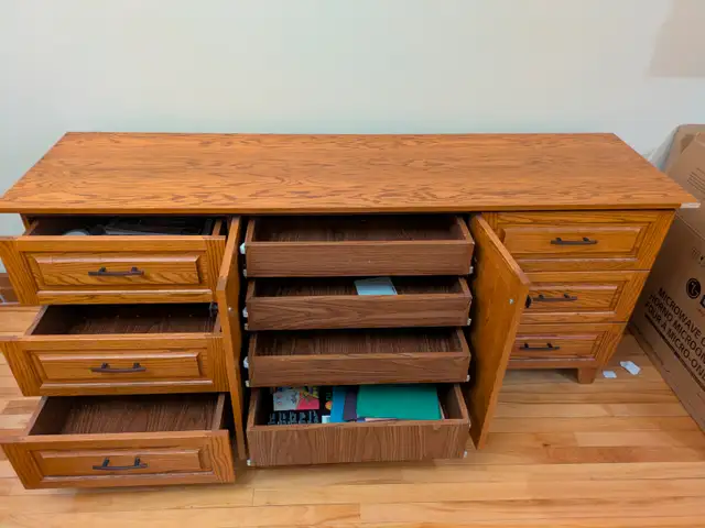 Meuble en chêne massif fabriqué par ébéniste – très solide (72') - Photo 3