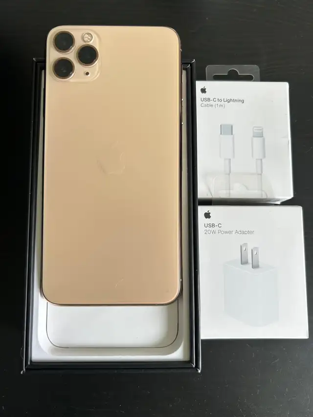 iPhone 11 Pro Max 128GB Airpods/Charger Set/Delivery