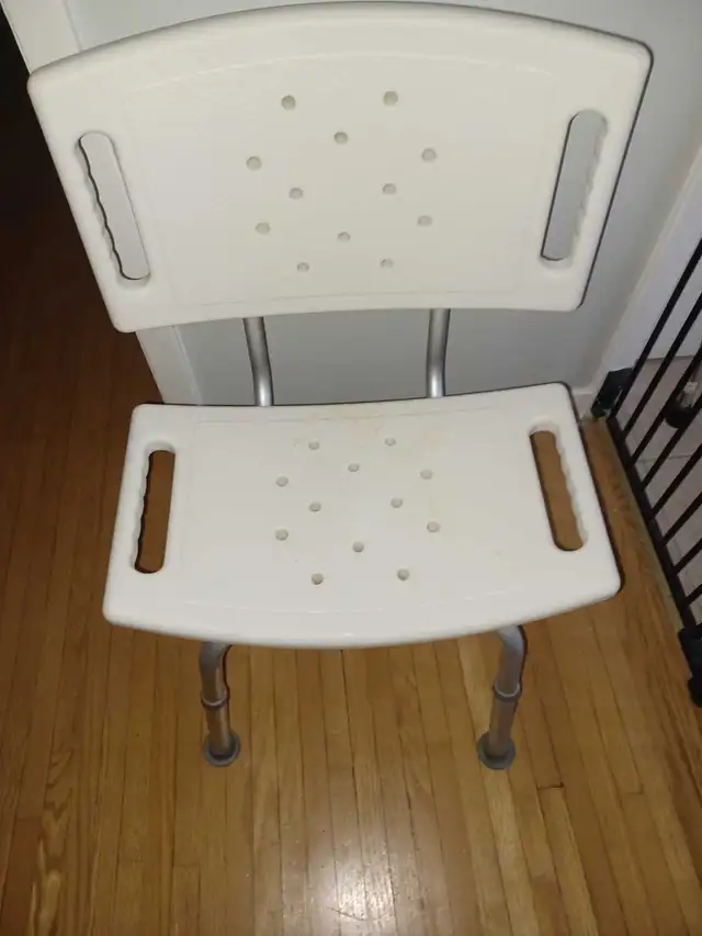 bathtub or shower chair