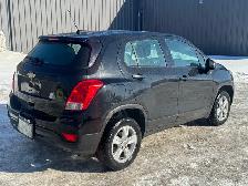 2017 CHEVROLET TRAX LS FRESH SAFETY - Photo 3