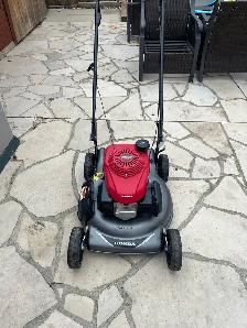 Honda HRS 216 Lawn Mower