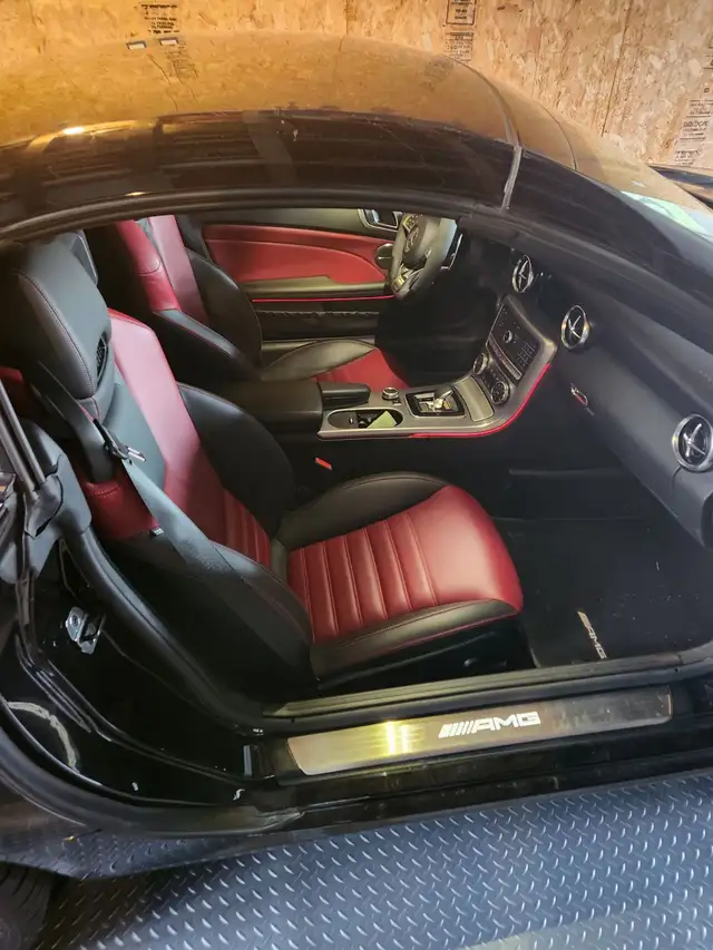 Convertible for the Summer - Photo 2