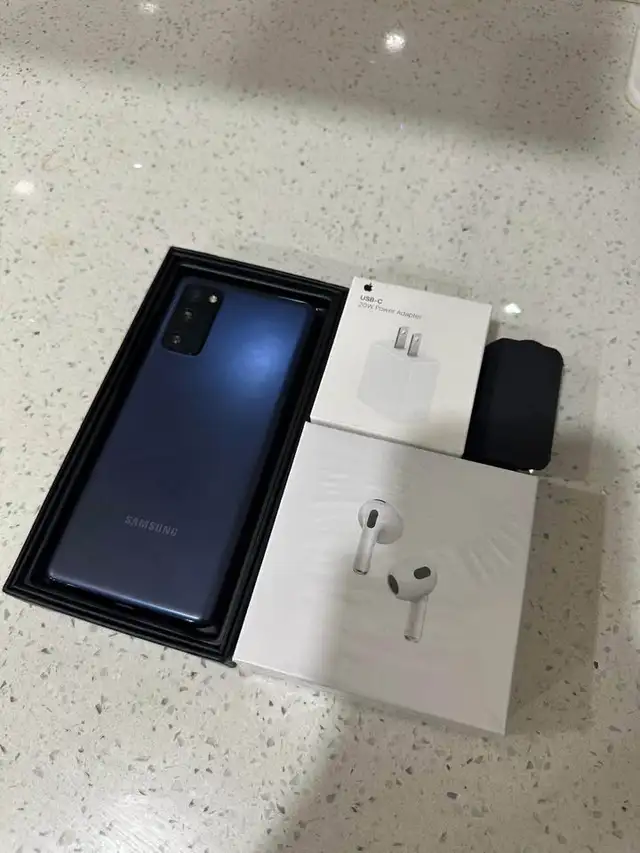 Samsung Galaxy S20 128GB – Bundle Deal – Delivery Included