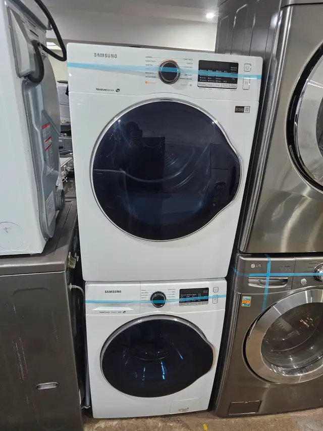 Apartment Size Samsung 24' White Stackable Washer & Dryer Set