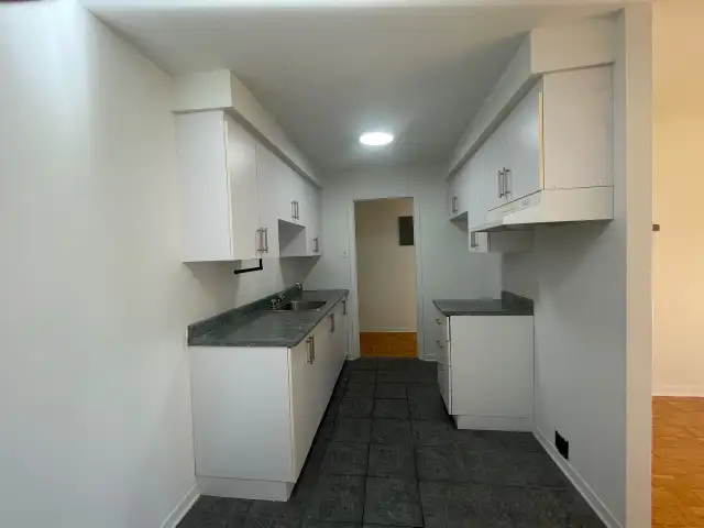 Appartement 3 ½  à louer à Saint-Bruno - Photo 2