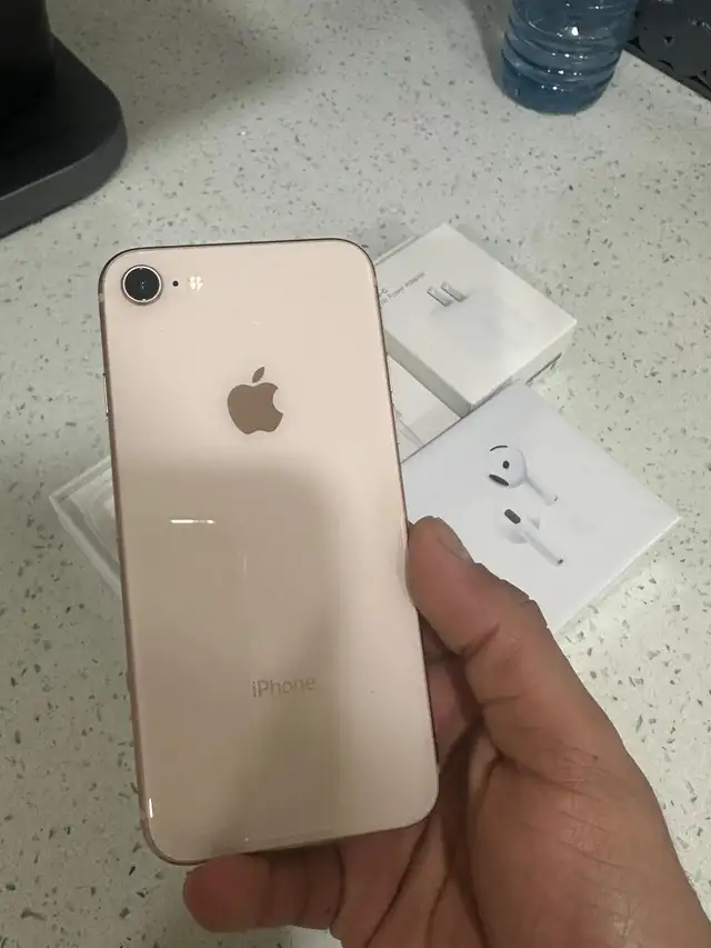 iPhone 8 64GB   Full Accessories Kit   Fast Delivery! - Photo 10