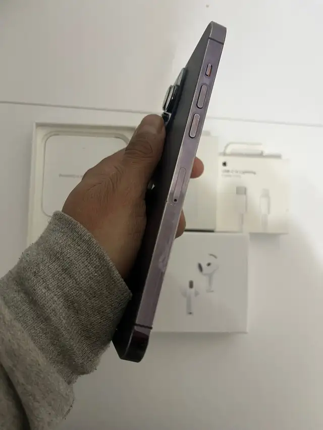 iPhone 14 Pro Max 128GB   Full Accessories Kit   Fast Delivery! - Photo 2