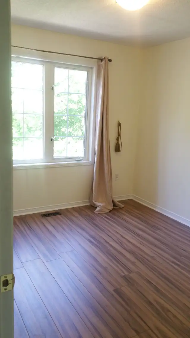 3 Bedrooms, full house for rent (16th Ave/Ninth Line) in Markham - Photo 3