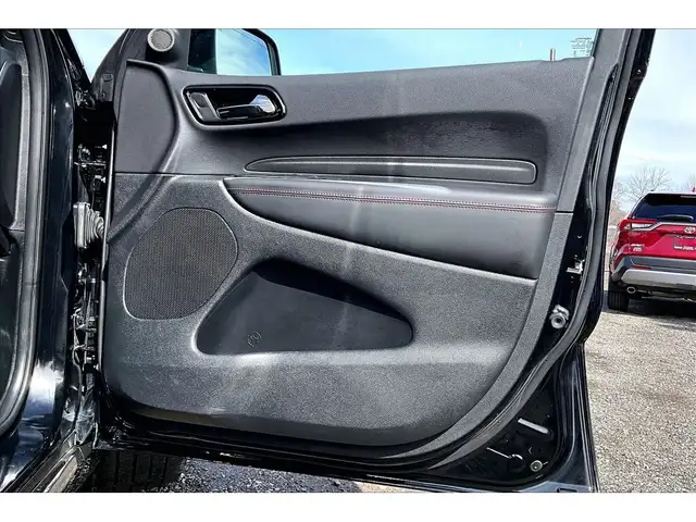 2024 Dodge Durango RT Blacktop | Tow n Go | 6Seat | Red Brembo | - Photo 19